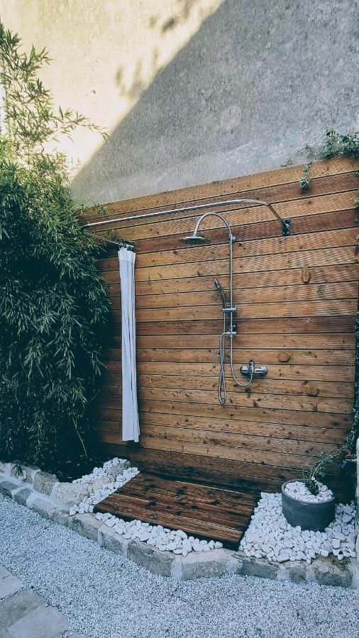 Rector'S Villa - Charming Retreat In Old Town With Jacuzzi In Private Courtyard Rab Town Esterno foto